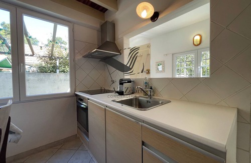 La Tremblade House | La Petite Cèpe - By the beach & the forest