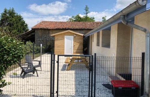 Pouillon Bed & Breakfast | La petite ferme de Pouillon - Parc animalier - aire de loisirs
