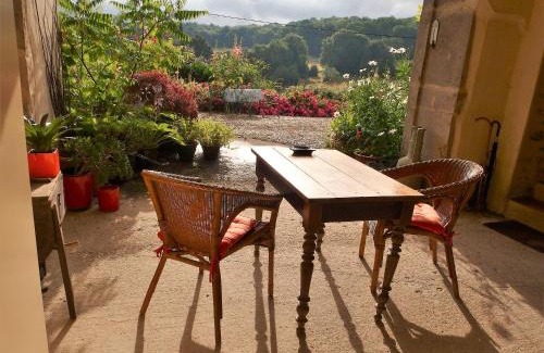 Sainte-Colombe-en-Auxois House | La Petite Colombe