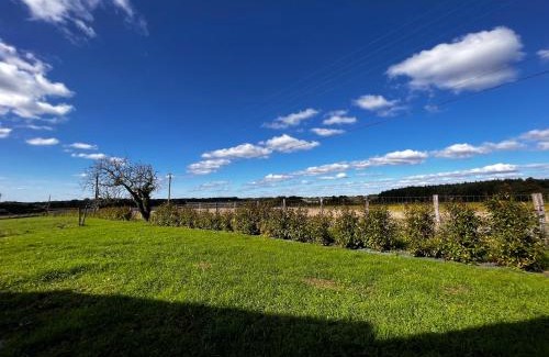 Fresnes Bed & Breakfast | La Petite Gendronnière