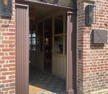 Honfleur Bed & Breakfast | La Petite Lucie