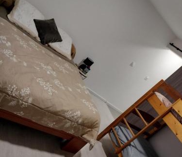 Le Blanc House | La petite maison de poncho