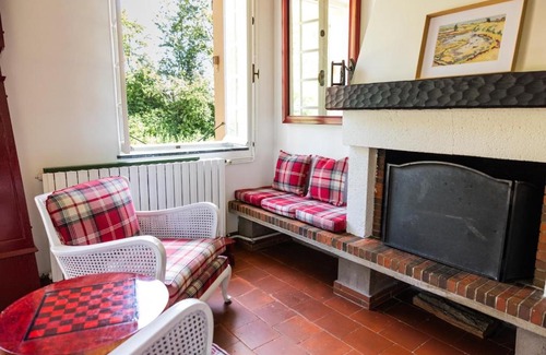 Baudrieres House | La Petite Maison Garde Barrière