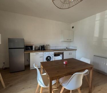 Condeissiat Apartment | La Petite Maison mitoyenne