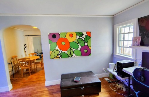 Southwest Raleigh House | La Petite Maison: Spacious 2BR/2 Den Retreat Near Raleigh Iron Works & The Ritz.