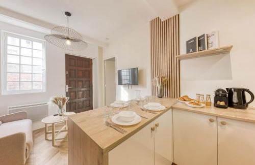 Bourg-la-Reine Apartment | La Petite Reine – Parisian Charm near Paris
