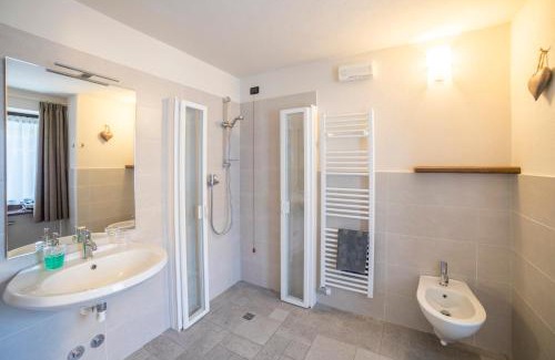 Plan D'introd House | La Pietra Felice