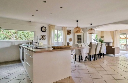 Thezan-les-Beziers House | La pinède by Interhome