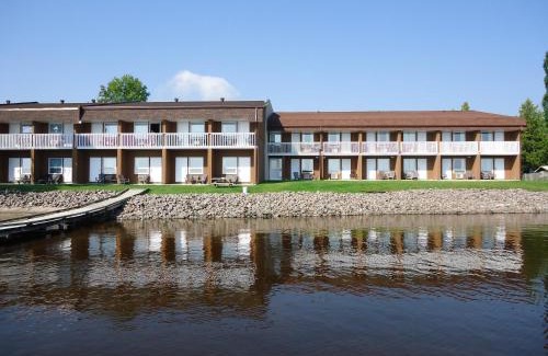 Rainy River District Hotel | La Place Rendez-Vous Hotel