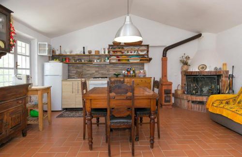 Guardistallo Apartment | La Poggiolina in Toscana