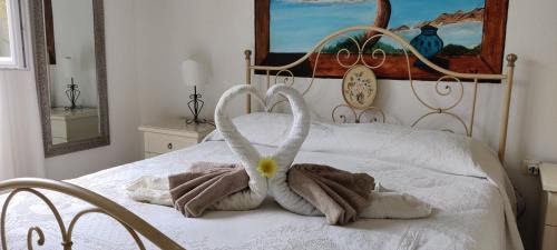 San Pantaleo Bed & Breakfast | La Porta Sulla Costa