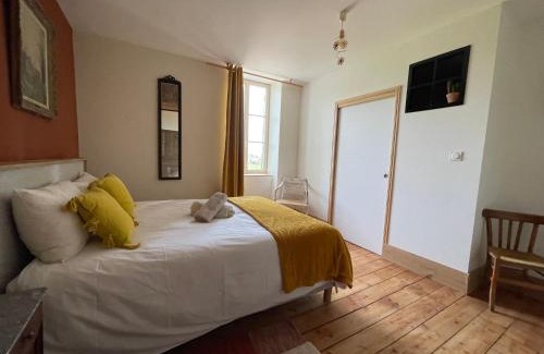 Cluny Bed & Breakfast | La Porte des Prés