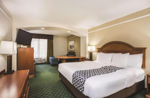 Stockbridge Hotel | La Quinta by Wyndham Atlanta Stockbridge