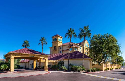 Peoria Hotel | La Quinta by Wyndham Phoenix West Peoria