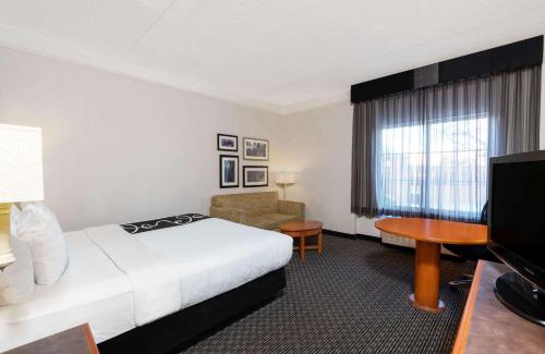 Pueblo Hotel | La Quinta by Wyndham Pueblo