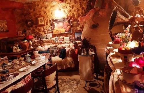 Valeria House | La Quinta de Malu romantic hotel in Cuenca