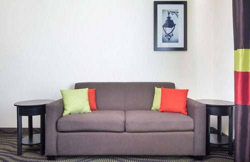 Calhoun Hotel | La Quinta Inn by Wyndham Calhoun South I-75