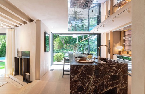 Brentwood Villa | La Réserve - Exclusive Oasis in Mandeville