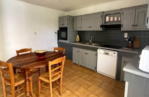 Mallemort House | "La Régalade" - Family house in the countryside and on the edge of Durance.