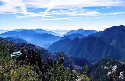 Tehri Hotel | LA Riqueza Dhanolti View # Most Favourite Hotel of Tourists # Mountain View Rooms # Near to Eco Park & Surkanda Devi Temple # Parking
