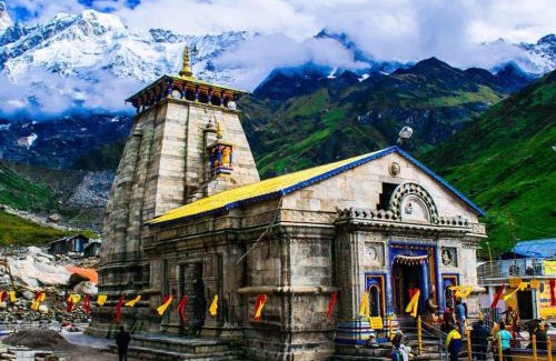 Guptkashi Hotel | LA Riqueza Sushanti Retreat - Mountain View Rooms with Balcony # Pure Veg Restaurant # Jain Food Available # Parking # Customer's choice Hotel