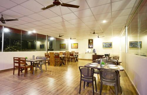 Guptkashi Hotel | LA Riqueza Sushanti Retreat - Mountain View Rooms with Balcony # Pure Veg Restaurant # Jain Food Available # Parking # Customer's choice Hotel