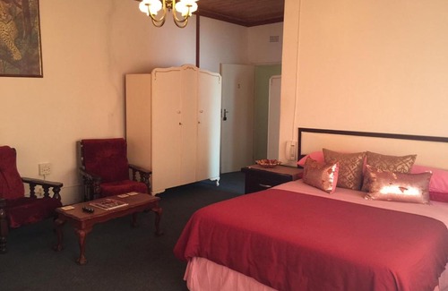 Bulge River Hotel | La Rive Waterberg Accommodation