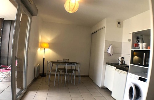 Anatole France Apartment | La Robine - Studio 2 personnes avec parking