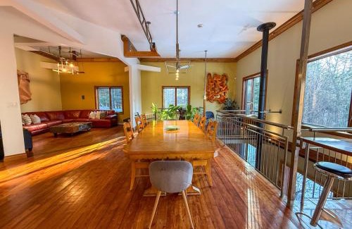 Val David Ski Chalet | La Romane Stylish Forest Chalet W Spa