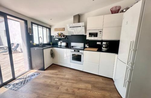 Port District House | La Romerel/Maison piscine/400m plage et commerces!