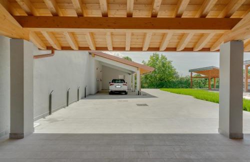 Gorizia Apartment | La Rosa di Greta - 2 E-Bikes, Private Parking e 2 colonnine elettriche di ricarica