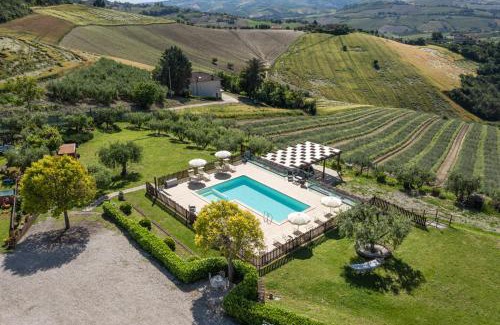 Carassai Villa | La Rosa & La Viola