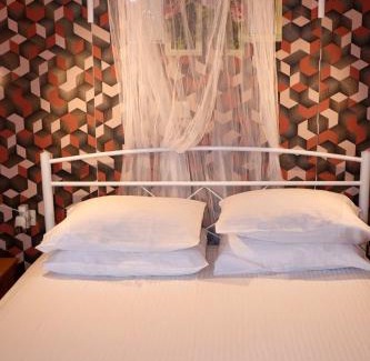 Astris House | La Rosalie