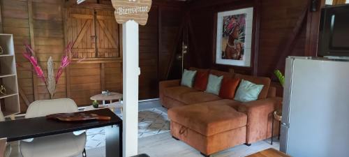 Morne-A-l'Eau House | LA ROSE DE CHAMP FLEURY
