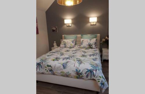 Saint-Pierre-d'Artheglise House | La Rose des Vents Côte des Isles