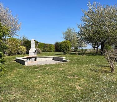 Giffaumont-Champaubert House | La Roselière du Der