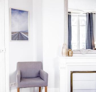 Orleans Apartment | La Rotonde - Vue sur Place du Martroi Orléans - Climatisation - 5 pers - Hypercentre