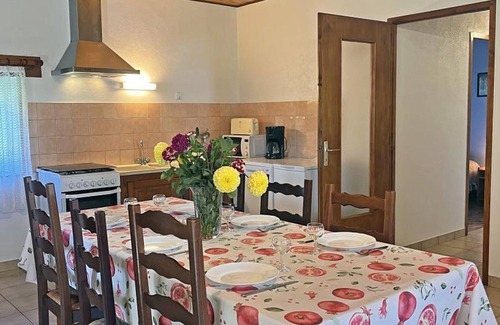 Sauvain Cottage | La Roue Cottage, 6 people, fireplace, pets allowed