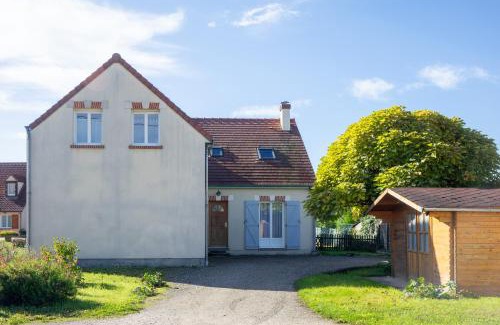 Sandillon Villa | La Sandillonnaise Maison 5 chambres à seulement 15 minutes d'Orléans et 20 mn de la Ferté St Aubin et de Châteauneuf sur Loire