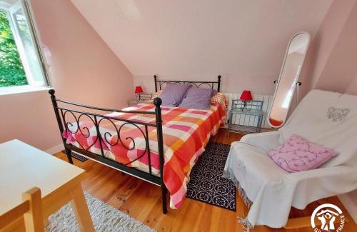 Saint-Thomas-de-Courceriers House | La Semondière