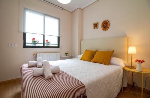 El Pilar Apartment | La Seda Stay