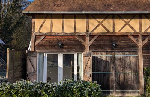 Franqueville-Saint-Pierre House | La sellerie - outbuilding of a small Norman château