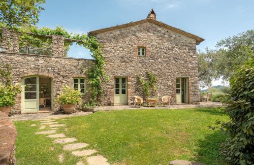 Villabuona Villa | La Sorgente by Salogi Villas