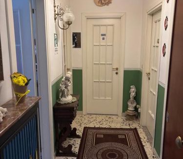 Cassino Apartment | La stanza su Montecassino