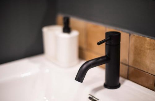 Pre Apartment | La Superba Mansion Genova regale tra Porto e Mare