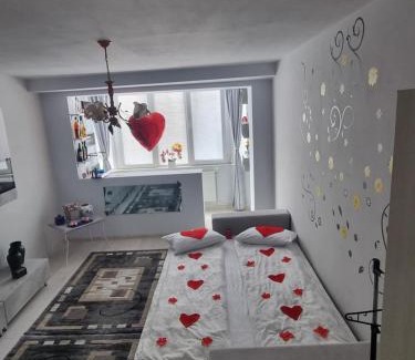 Lupeni Apartment | La Tanti Bobi