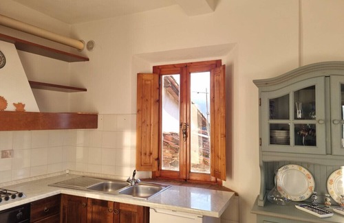 Mologno Apartment | La Tegola - Old town apartment with amazing views