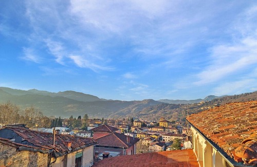 Mologno Apartment | La Tegola - Old town apartment with amazing views