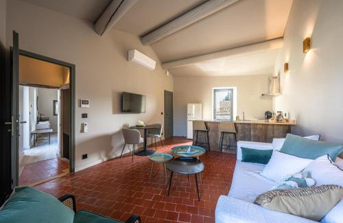 Eygalieres Apartment | La Terrasse d'Eygalières