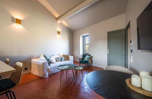 Eygalieres Apartment | La Terrasse d'Eygalières